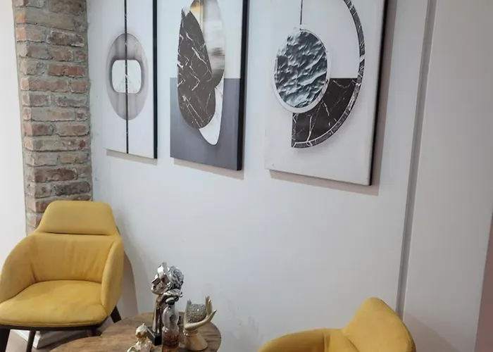 Apollonia Hotel
